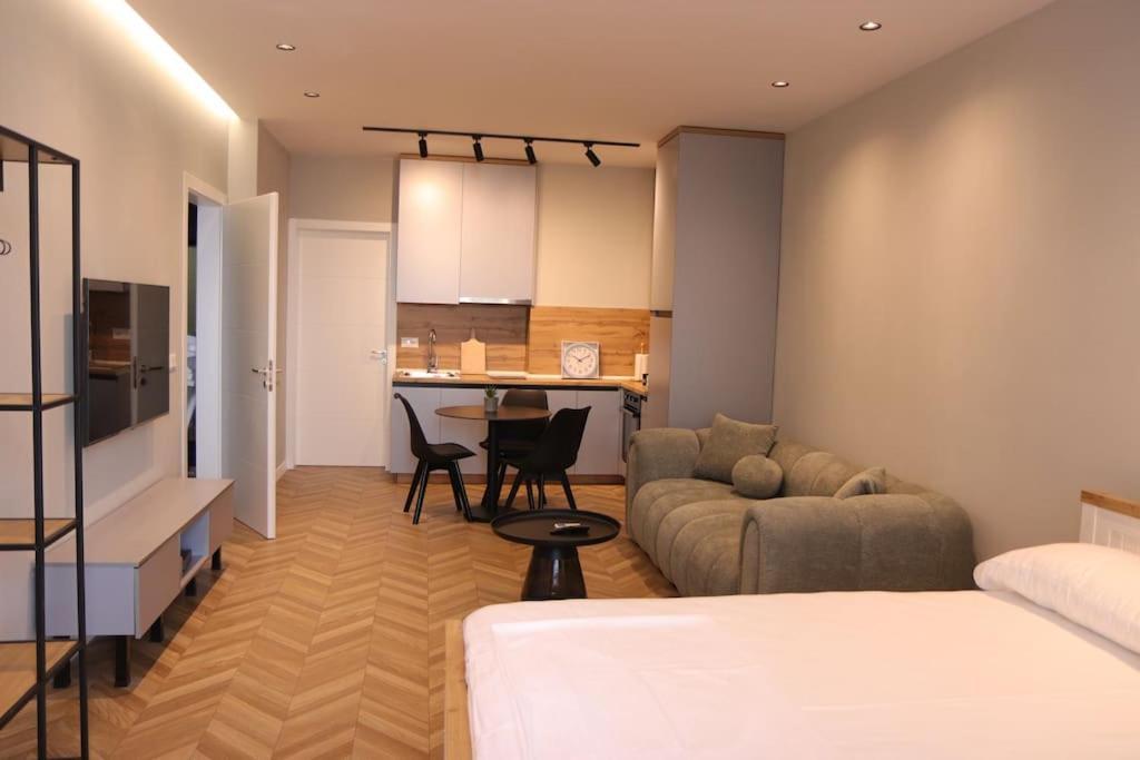 Dobro Center Shkodra